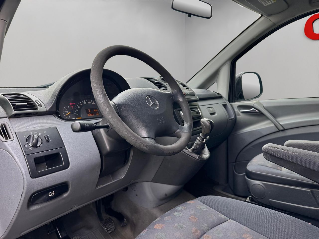 Mercedes Vito 111 CDI Combi Larga - Foto 8