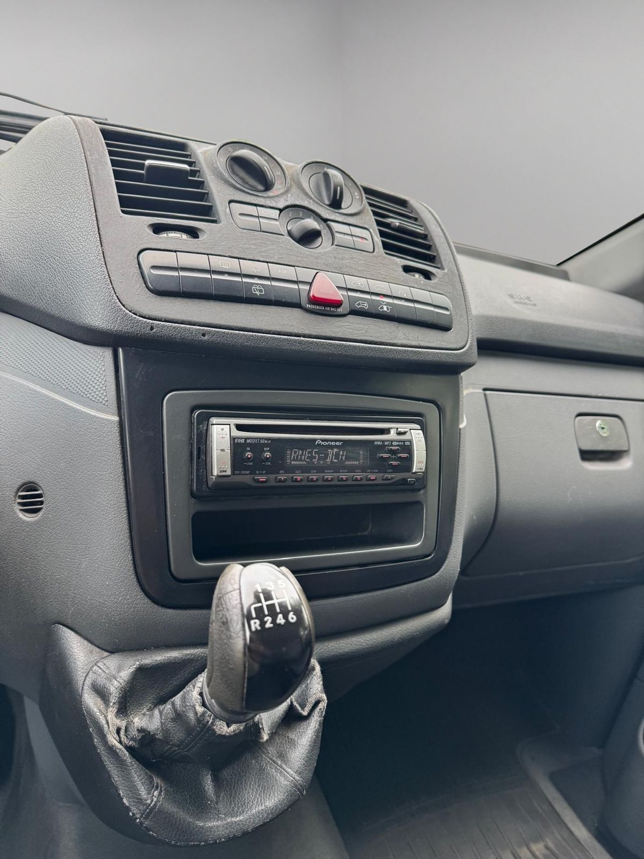 Mercedes Vito 111 CDI Combi Larga - Foto 14