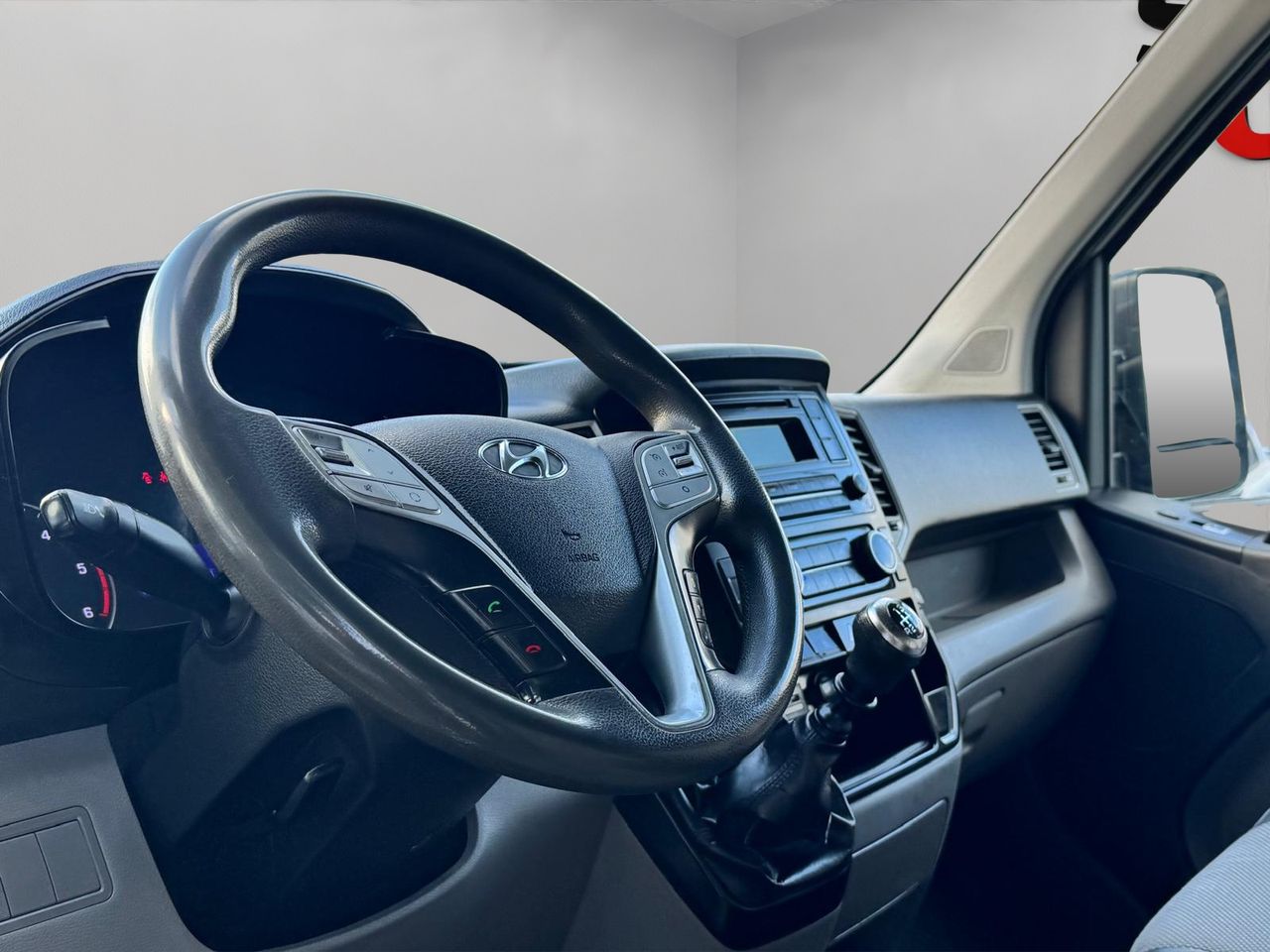 Hyundai H350 2.5 CRDi 110kW 150CV 6.2m Essence - Foto 7