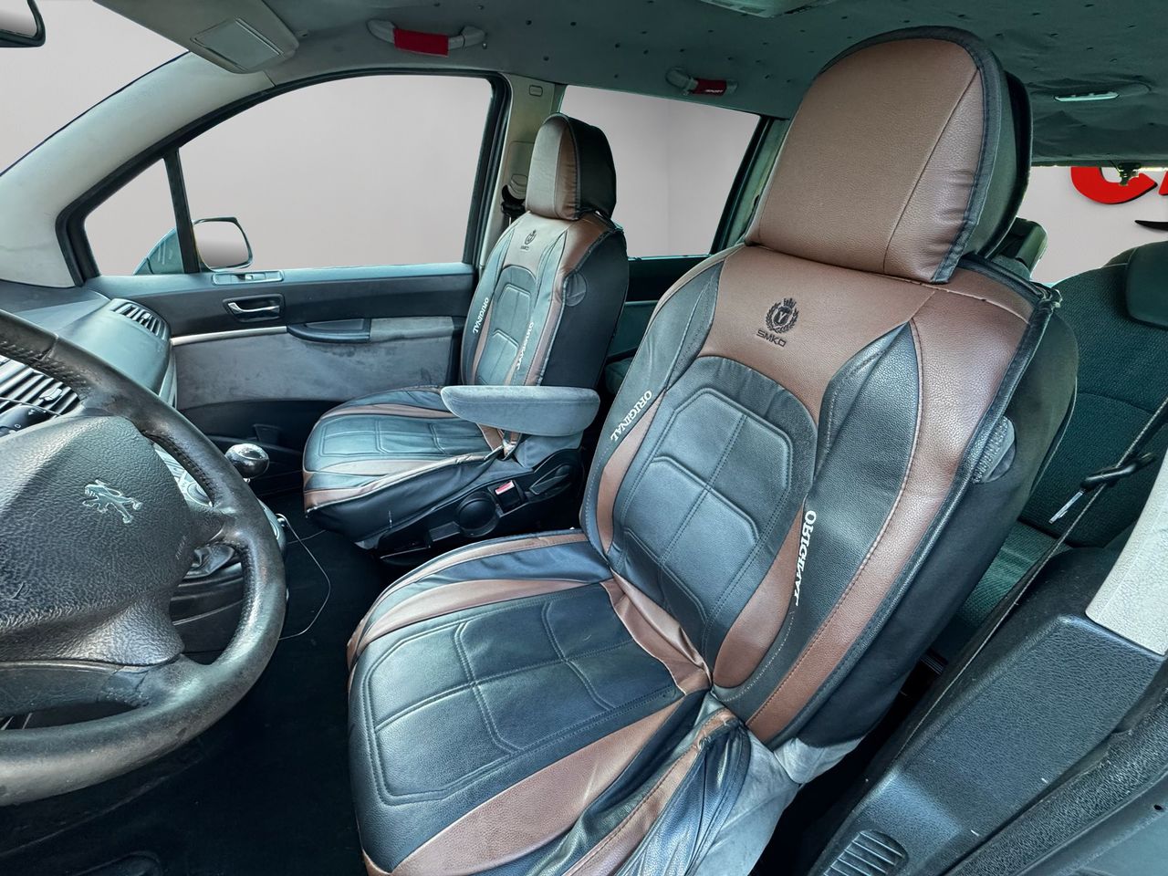 Peugeot 807 Premium 2.2 HDi 170 FAP - Foto 9