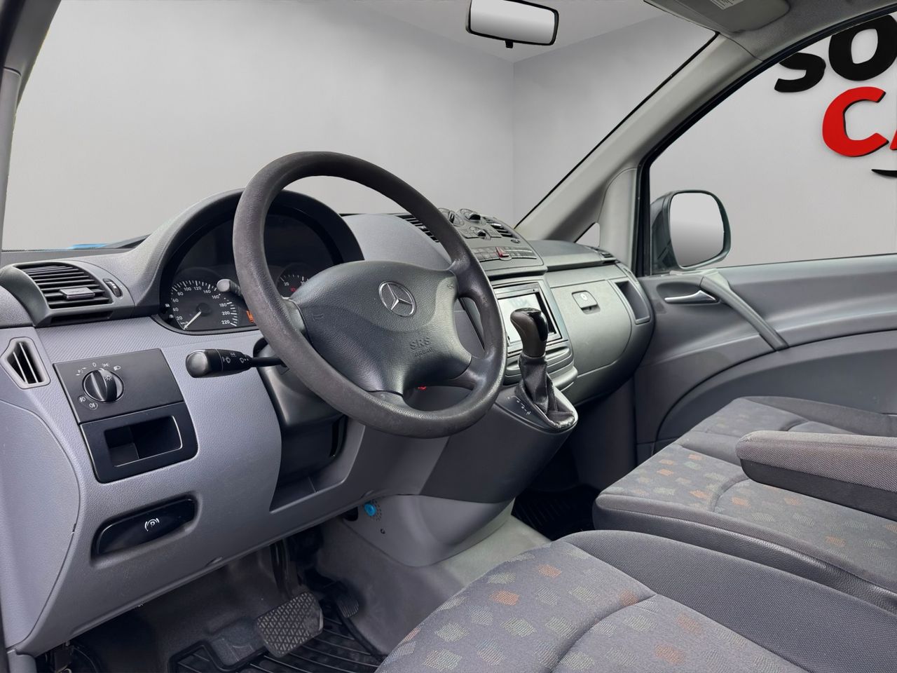 Mercedes Vito 115 CDI Combi Larga - Foto 8