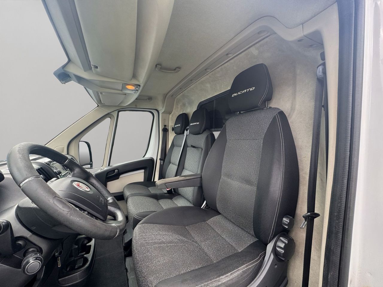 Fiat Ducato Furgon 35 Largo Alto 3.0 Mlijet 180cv - Foto 9