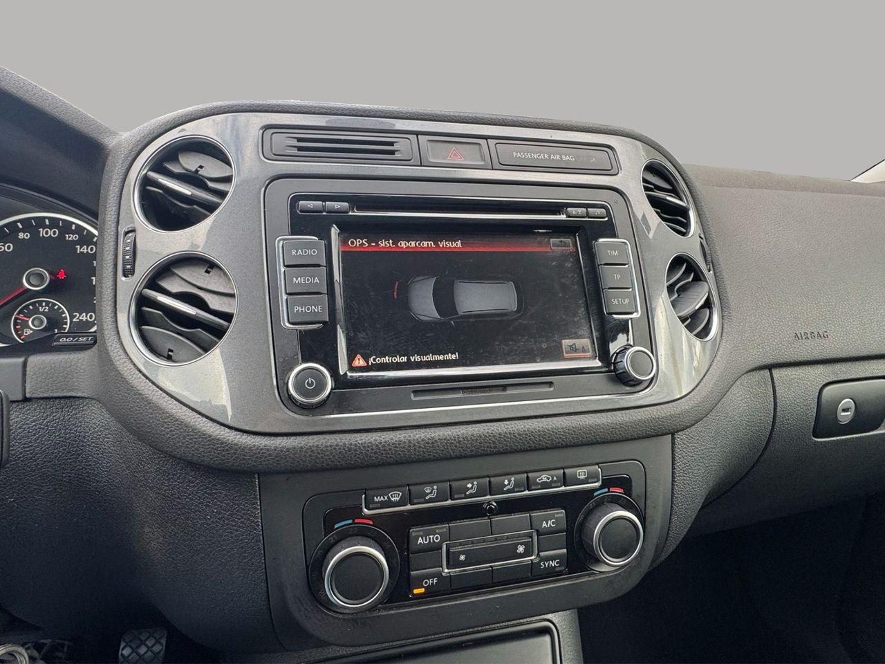 Volkswagen Tiguan Tiguan Advance 2.0 TDI 140 CV BlueMotion Technology 4x2 - Foto 16