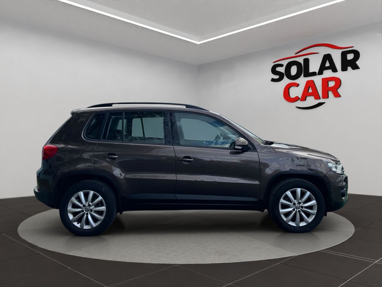 Volkswagen Tiguan Tiguan Advance 2.0 TDI 140 CV BlueMotion Technology 4x2 - Foto 5