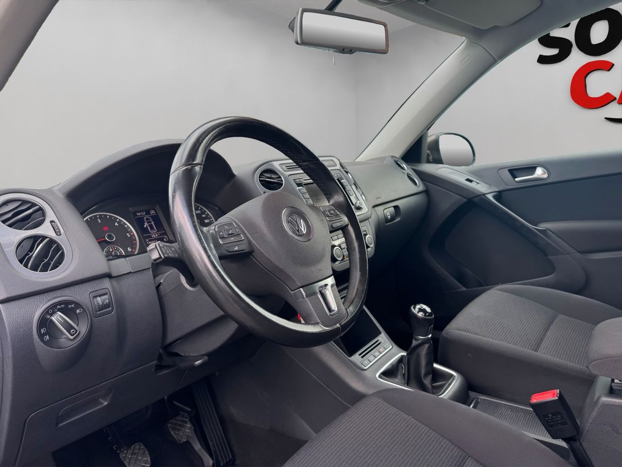 Volkswagen Tiguan Tiguan Advance 2.0 TDI 140 CV BlueMotion Technology 4x2 - Foto 8