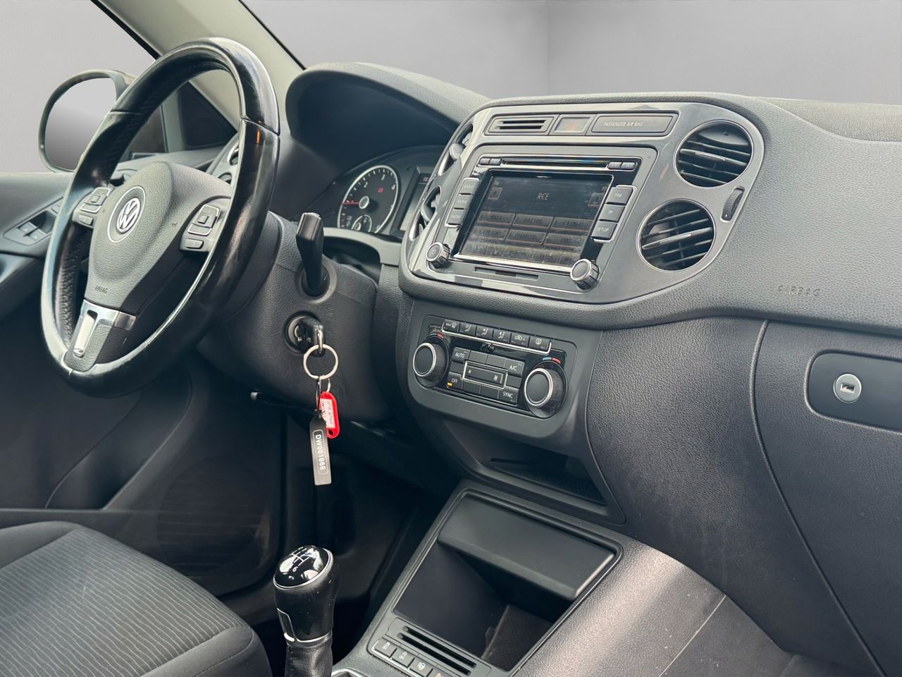 Volkswagen Tiguan Tiguan Advance 2.0 TDI 140 CV BlueMotion Technology 4x2 - Foto 10