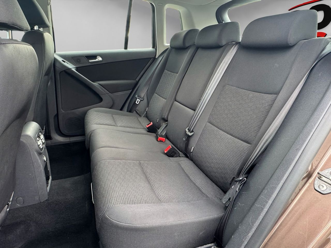 Volkswagen Tiguan Tiguan Advance 2.0 TDI 140 CV BlueMotion Technology 4x2 - Foto 25