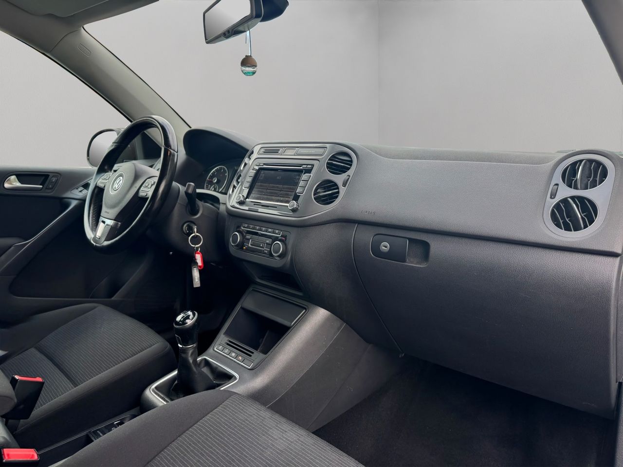 Volkswagen Tiguan Tiguan Advance 2.0 TDI 140 CV BlueMotion Technology 4x2 - Foto 11