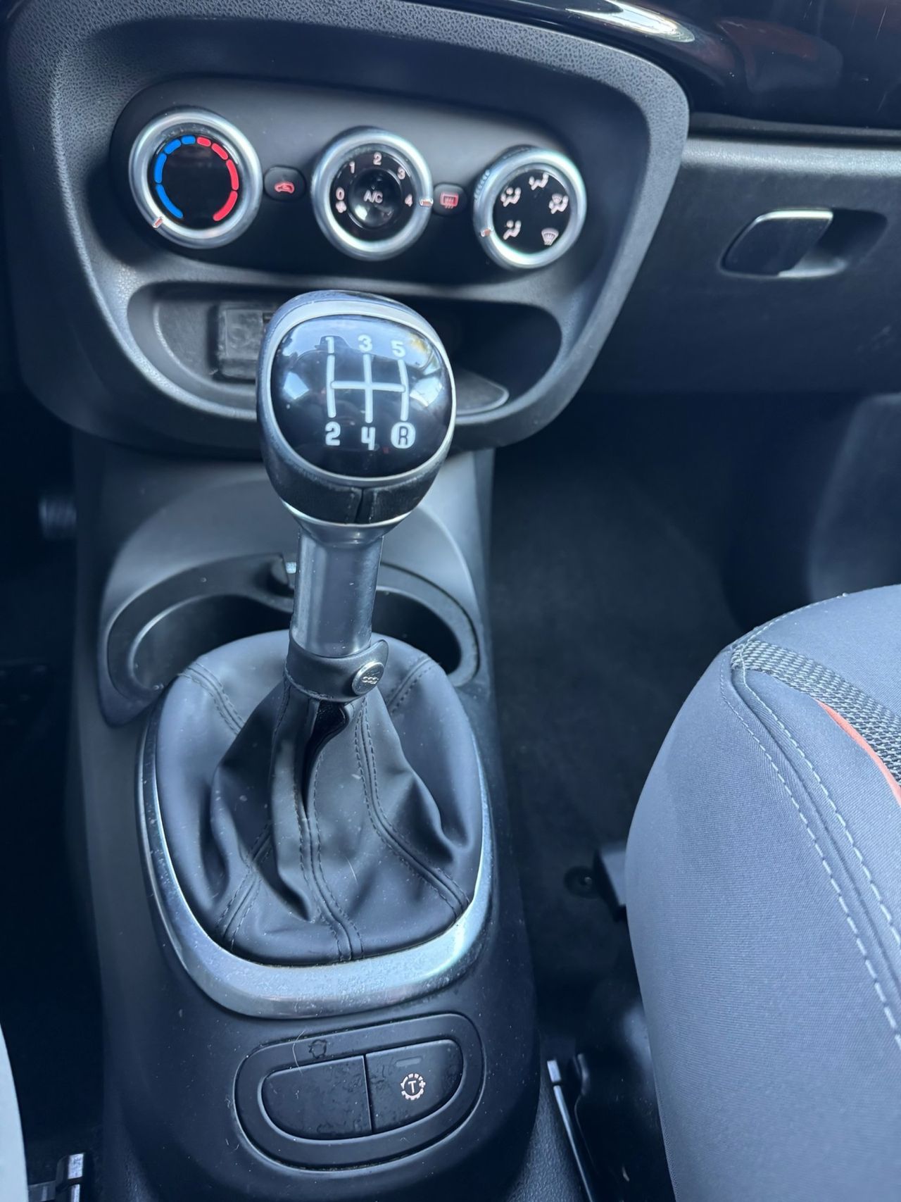 Fiat 500L 500L Trekking 1.3 16v MultiJet II 85 CV Start&Stop - Foto 17