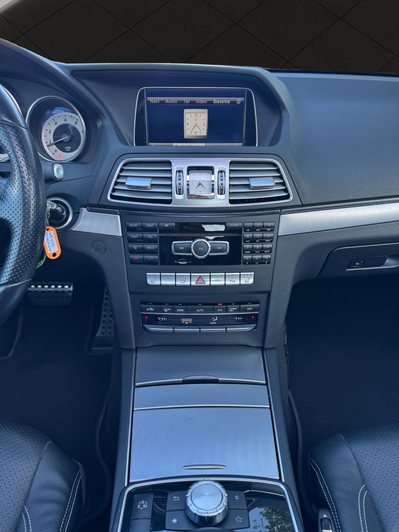 Mercedes Clase E E 250 Coupé - Foto 19