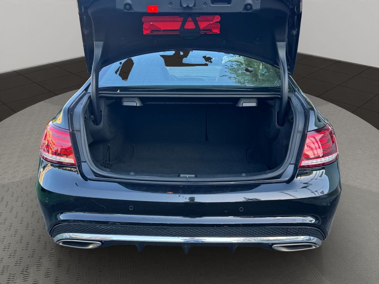 Mercedes Clase E E 250 Coupé - Foto 29