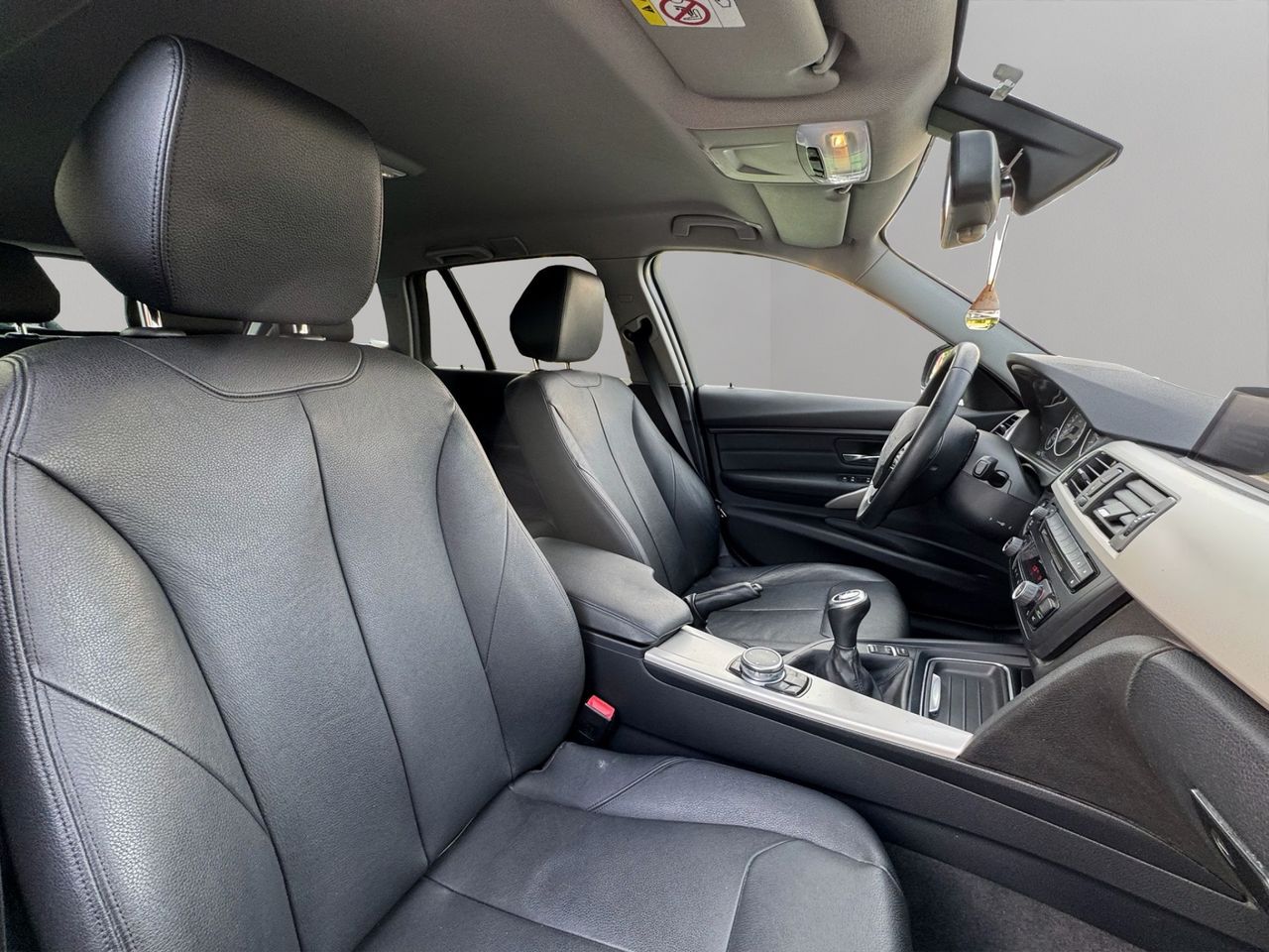 BMW Serie 3 320d EfficientDynamics Touring - Foto 12