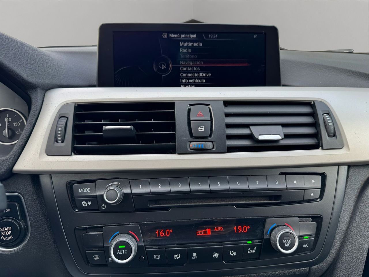 BMW Serie 3 320d EfficientDynamics Touring - Foto 16
