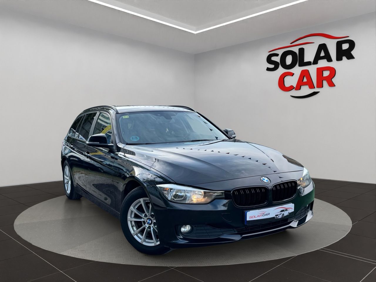 BMW Serie 3 320d EfficientDynamics Touring - Foto 4