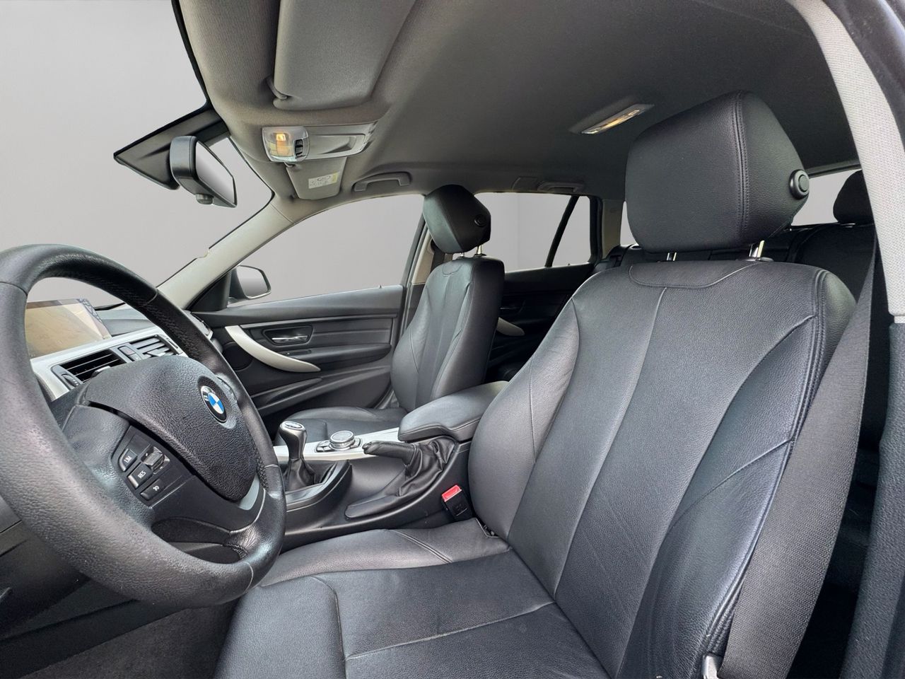 BMW Serie 3 320d EfficientDynamics Touring - Foto 9