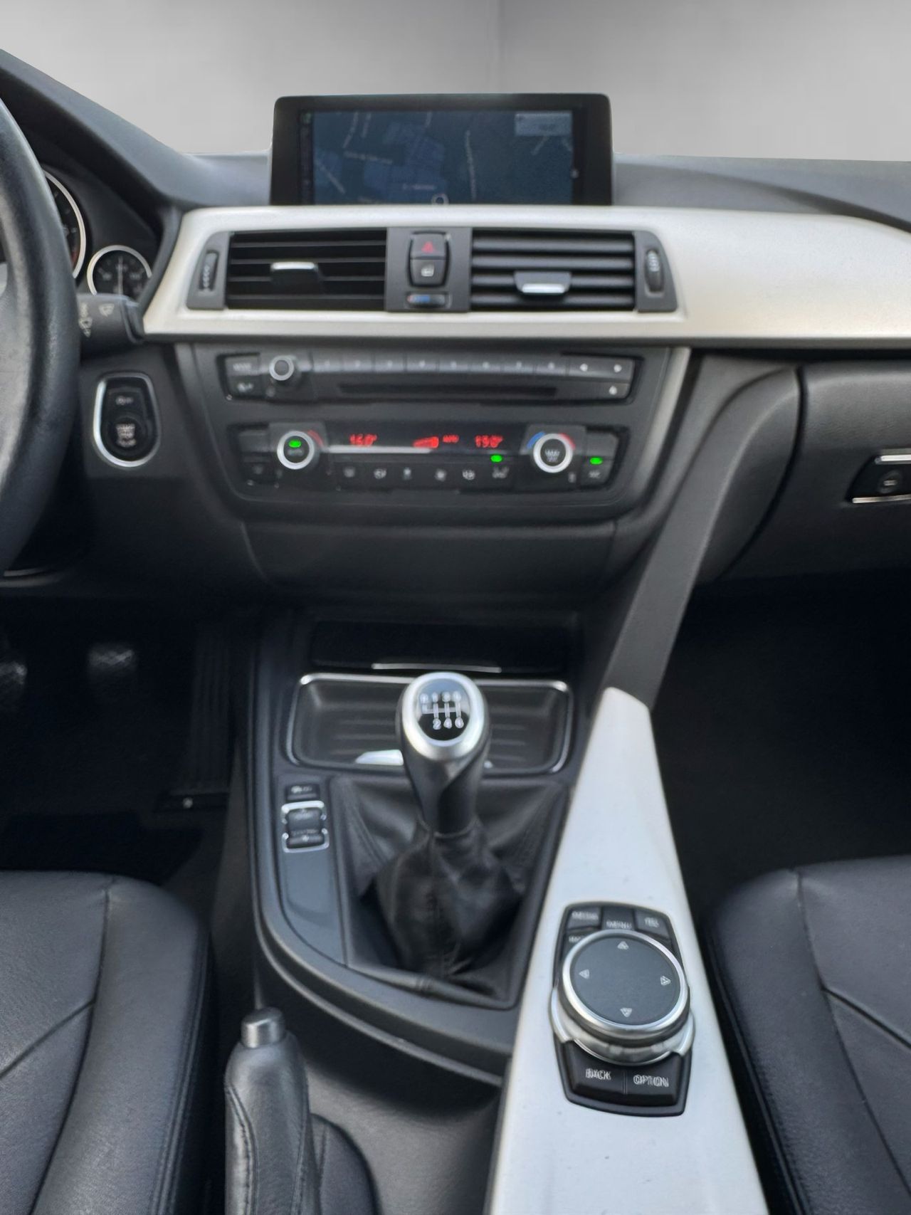 BMW Serie 3 320d EfficientDynamics Touring - Foto 19