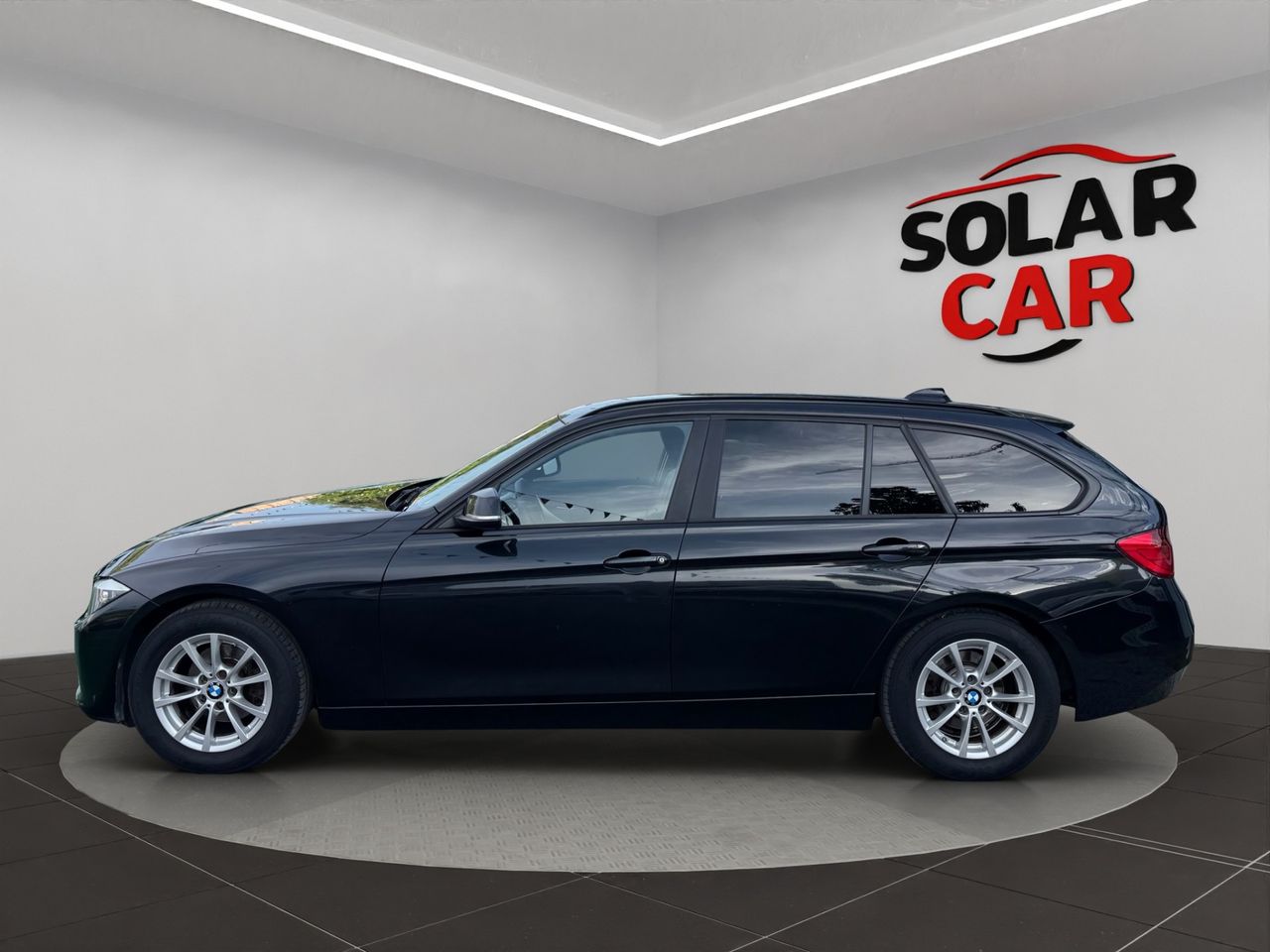 BMW Serie 3 320d EfficientDynamics Touring - Foto 6