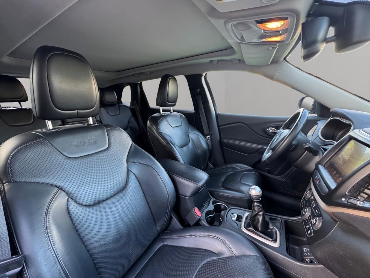 Jeep Cherokee 2.0 Diesel 140 CV Limited 4x2 - Foto 12
