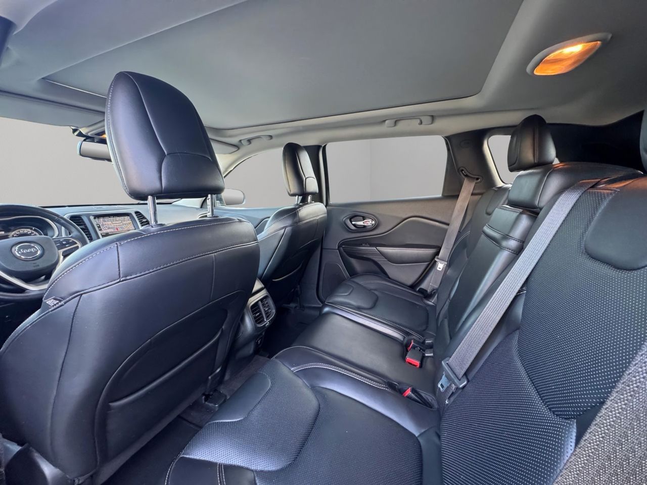 Jeep Cherokee 2.0 Diesel 140 CV Limited 4x2 - Foto 26