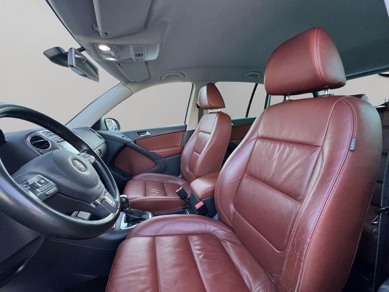 Volkswagen Tiguan +Motion 2.0 TDI 140 CV 4Motion DSG - Foto 9