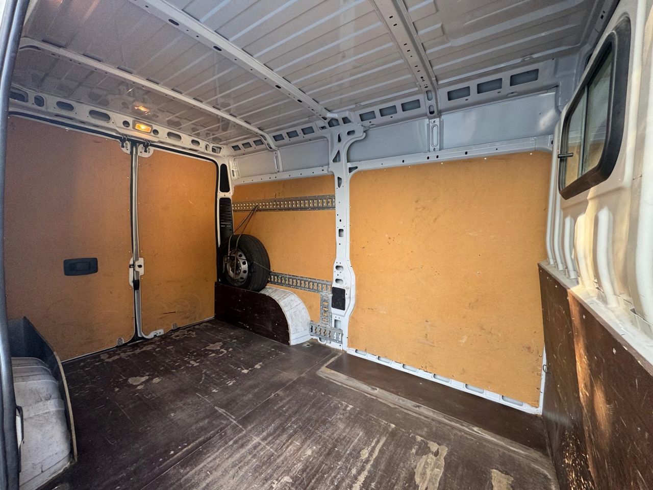 Fiat Ducato Panorama Corto 2.3 Multijet 130 - Foto 22