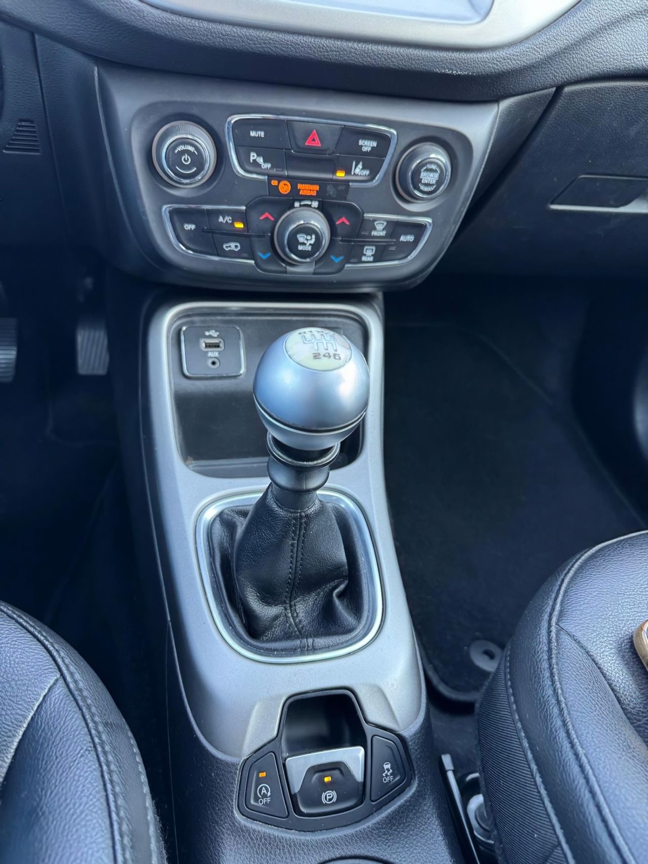 Jeep Compass Limited 1.4 MultiAir 103 kW - Foto 22