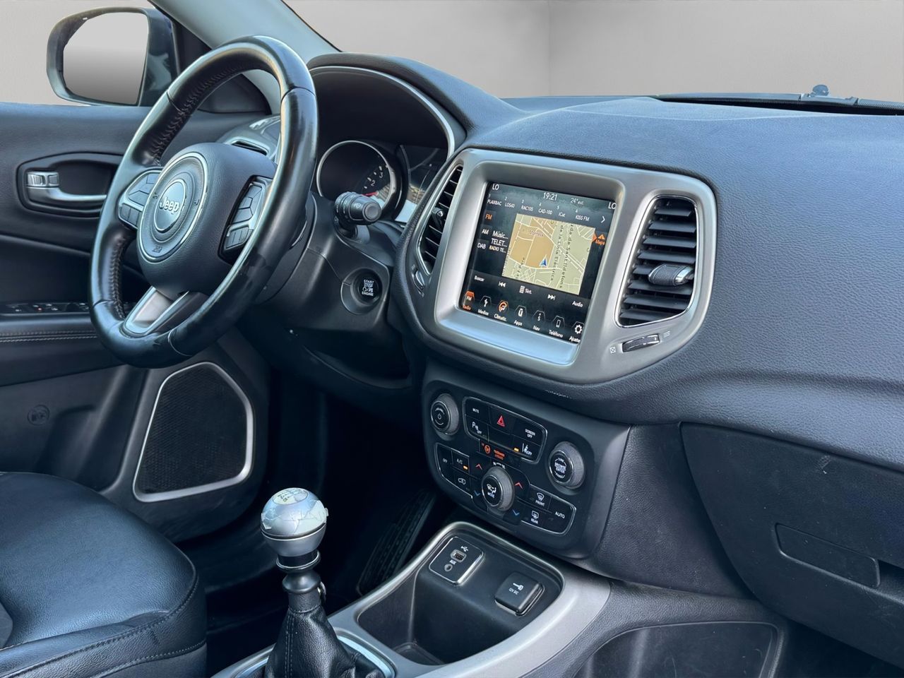 Jeep Compass Limited 1.4 MultiAir 103 kW - Foto 10