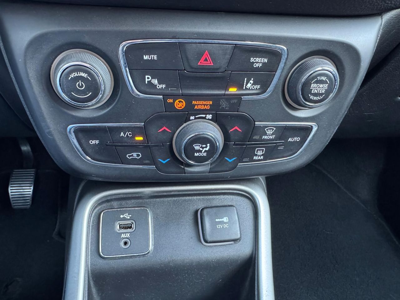 Jeep Compass Limited 1.4 MultiAir 103 kW - Foto 23