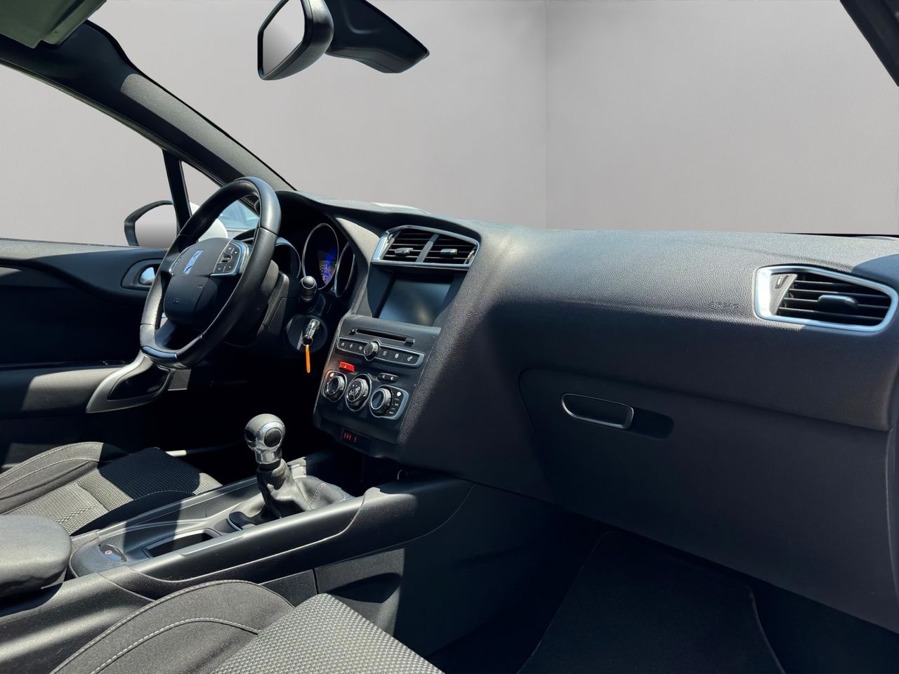 DS DS 4 BlueHDi 100 Desire - Foto 11
