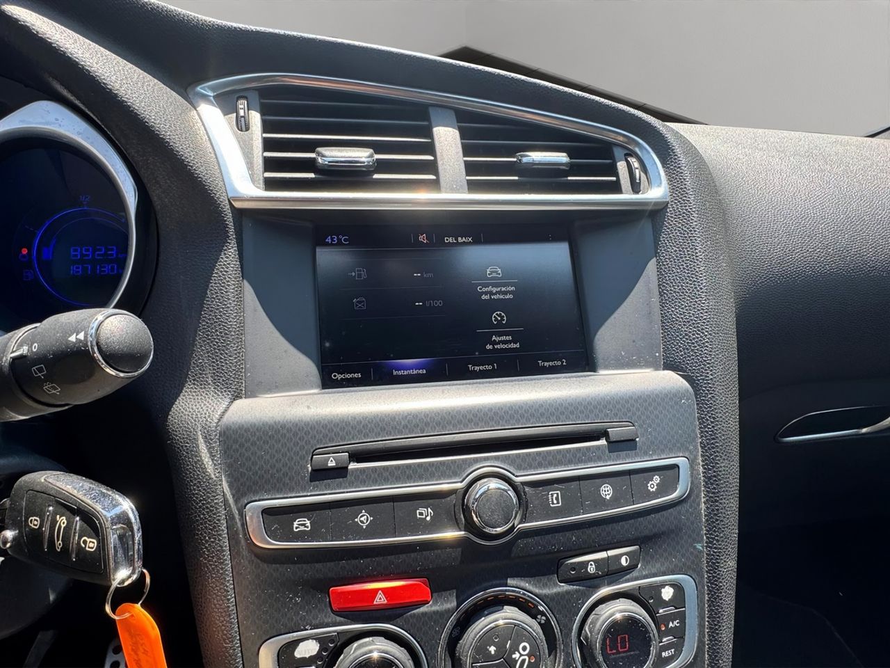 DS DS 4 BlueHDi 100 Desire - Foto 13