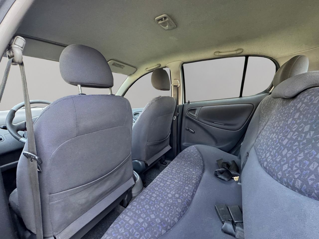 Toyota Yaris 5p 1.3 VVT-i Luna - Foto 22