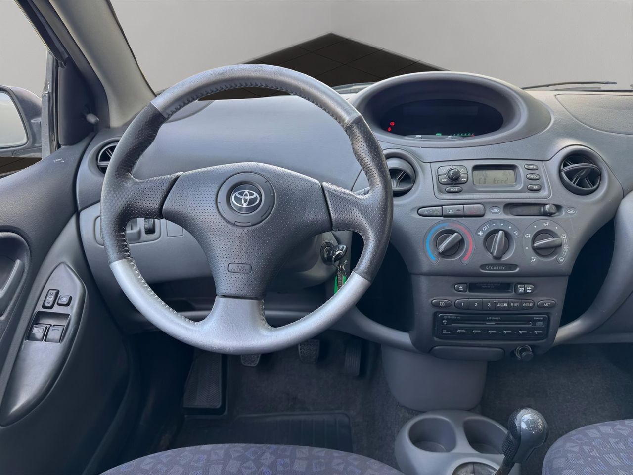 Toyota Yaris 5p 1.3 VVT-i Luna - Foto 19
