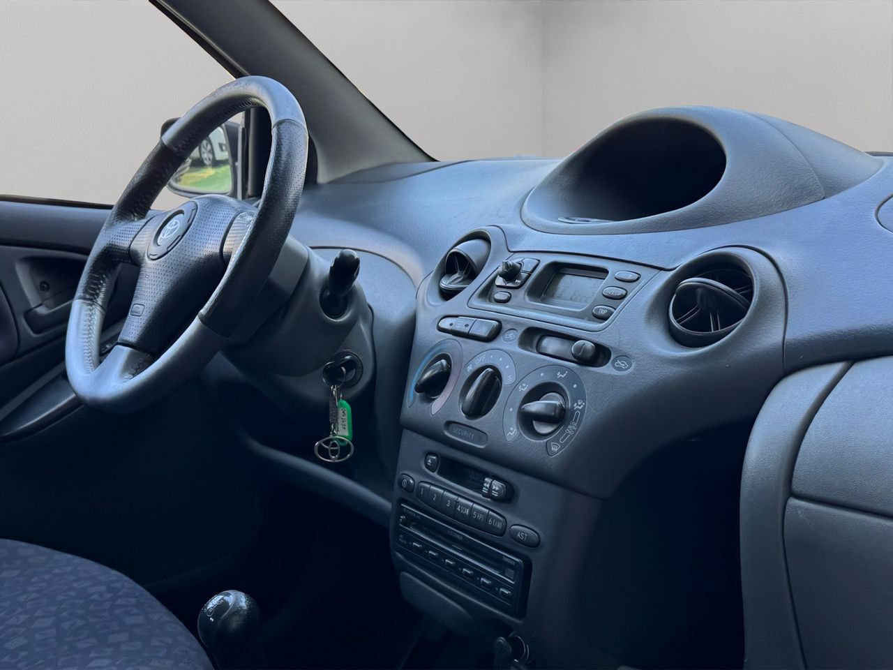 Toyota Yaris 5p 1.3 VVT-i Luna - Foto 10