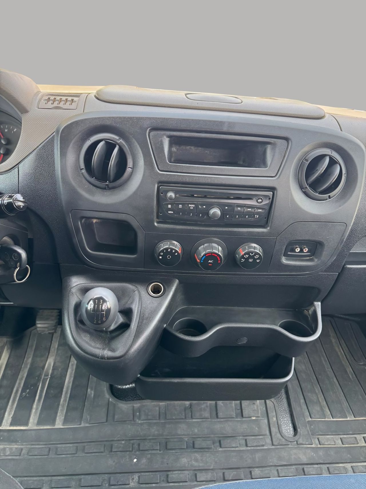 Nissan NV400 2.3dCi 125 COMFORT L2H2 3500 COMBI9 FWD - Foto 15