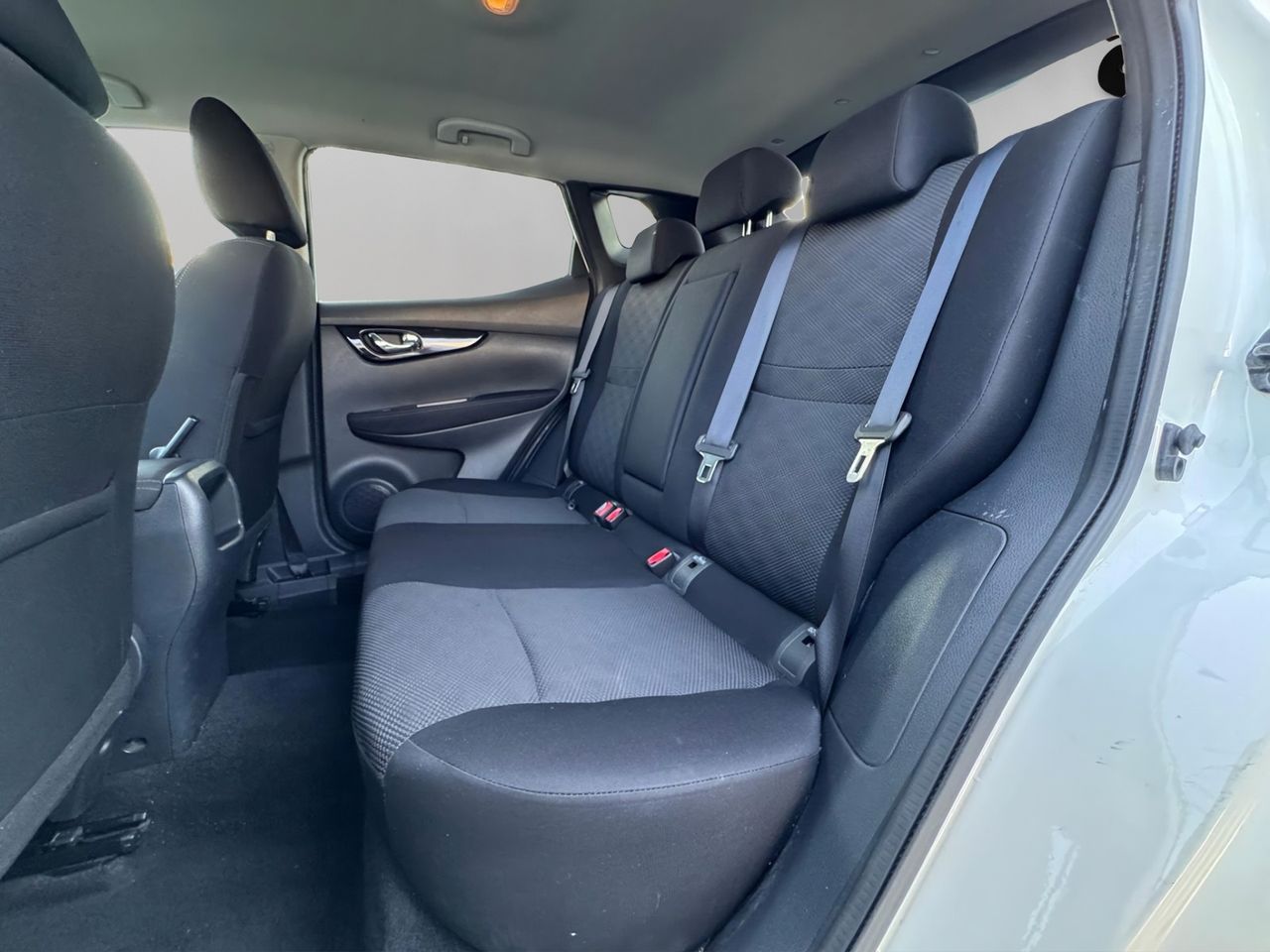 Nissan Qashqai 4x2 dCi 96 kW - Foto 27