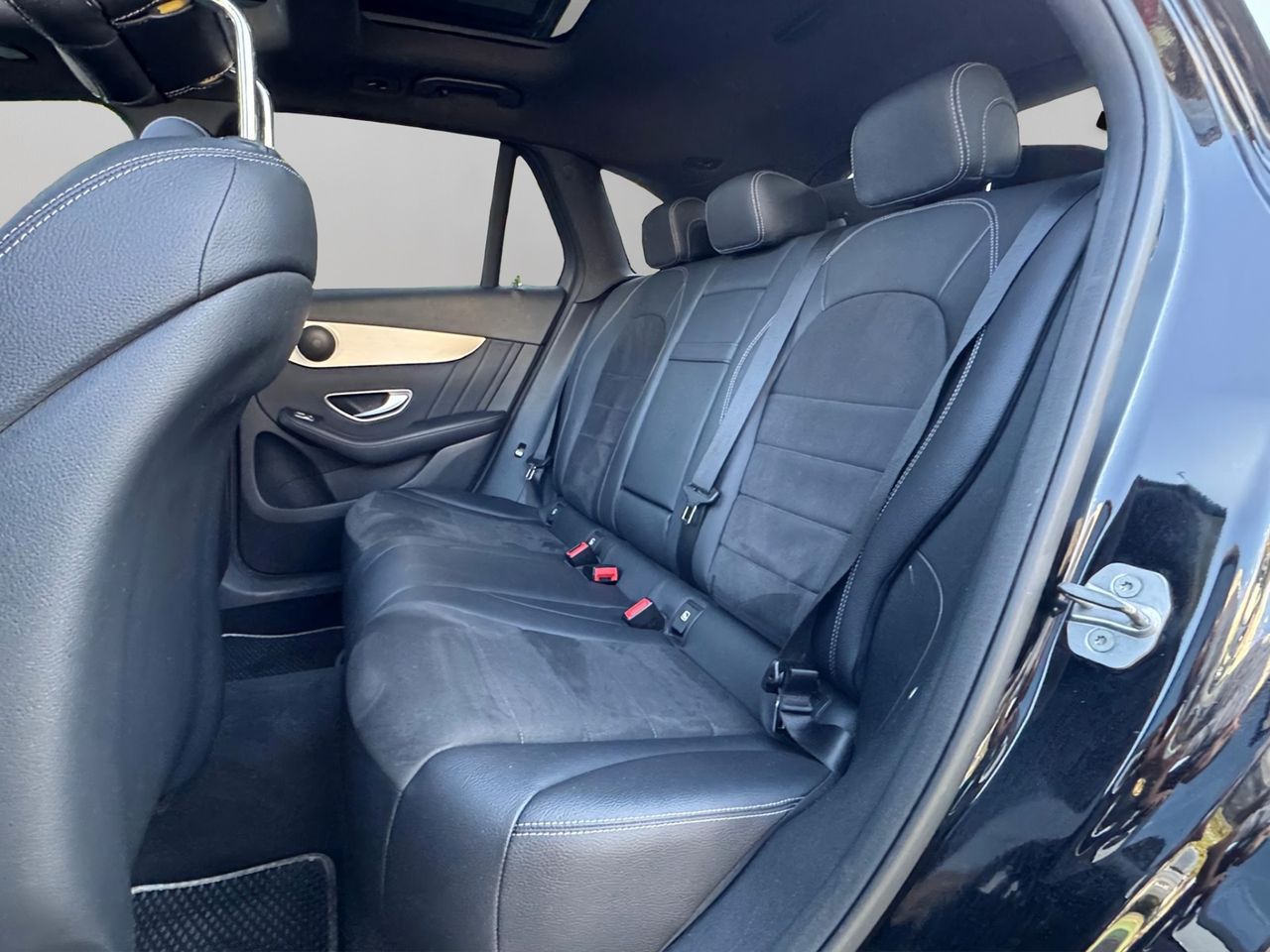 Mercedes GLC 220 d 4MATIC - Foto 31