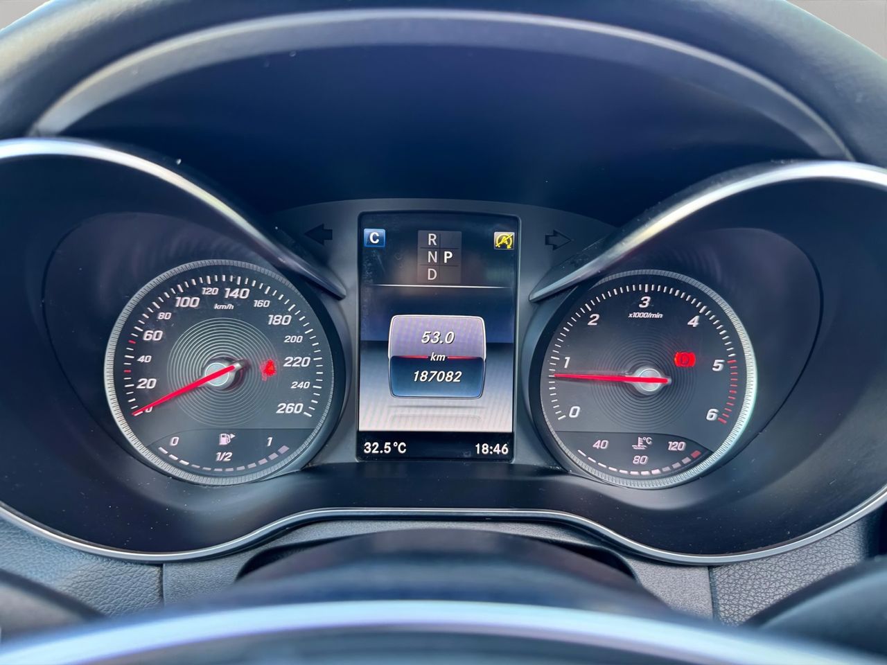 Mercedes GLC 220 d 4MATIC - Foto 20