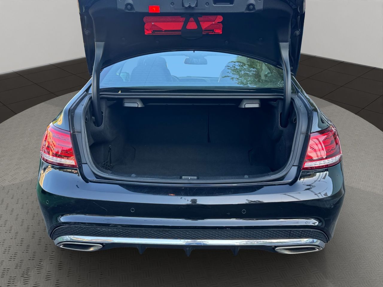 Mercedes Clase E E 250 Coupé - Foto 29