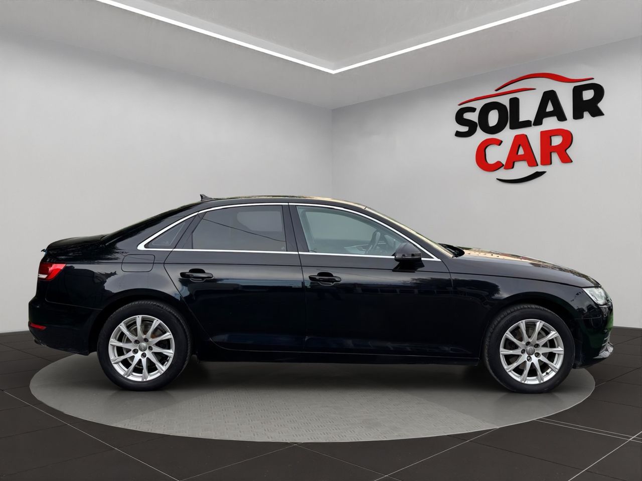 Audi A4 2.0 TDI 110 kW - Foto 5