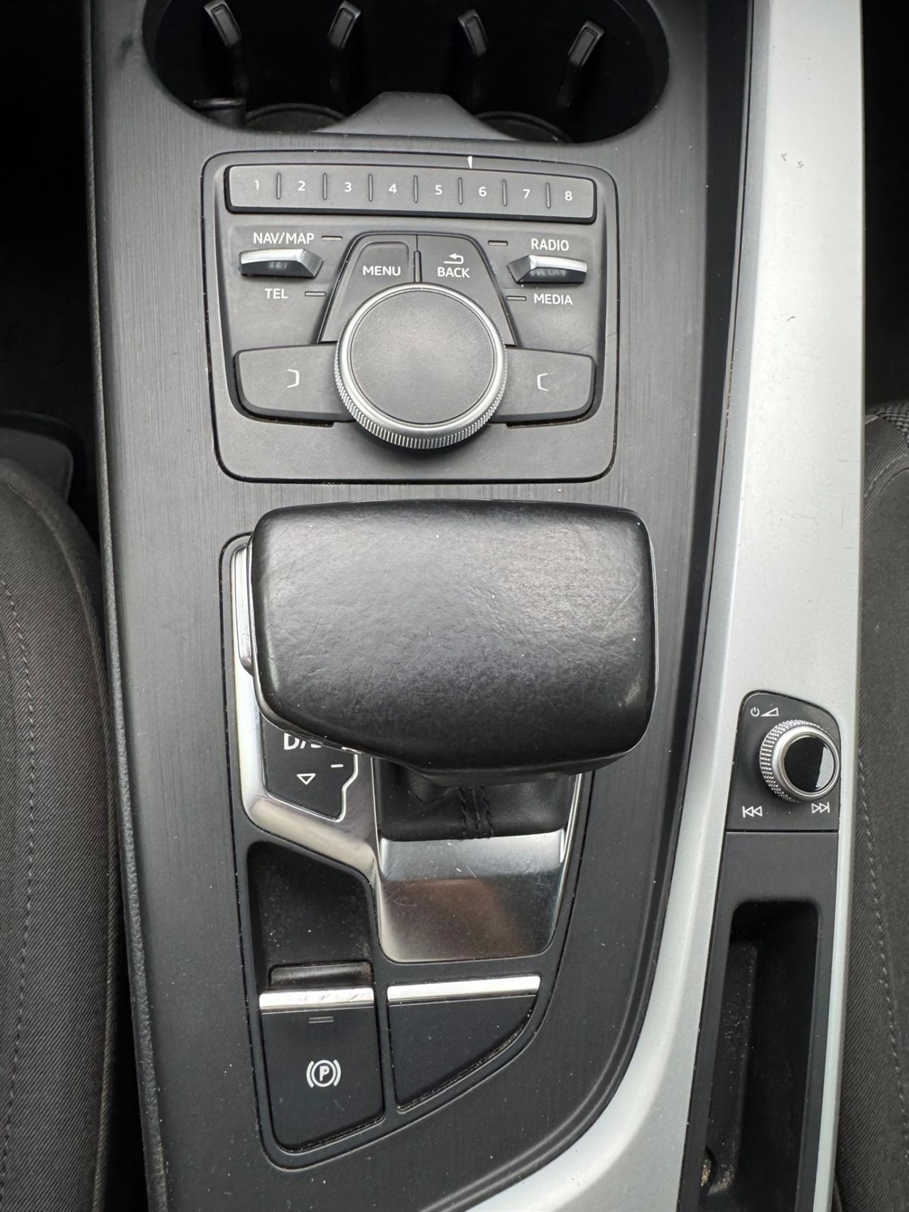 Audi A4 2.0 TDI 110 kW - Foto 19