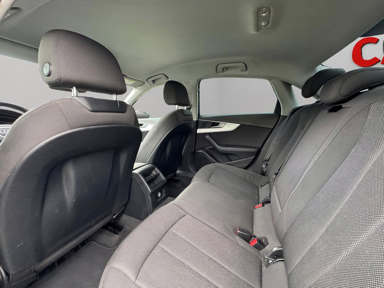 Audi A4 2.0 TDI 110 kW - Foto 24