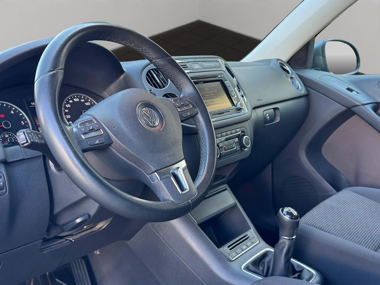Volkswagen Tiguan T1 2.0 TDI 110 CV BlueMotion Technology 4x2 - Foto 7