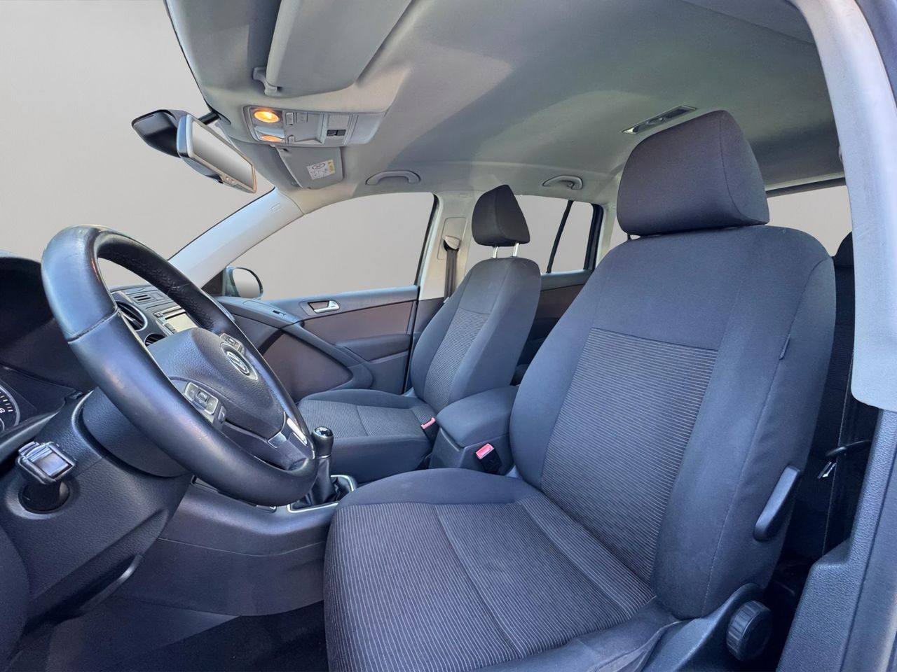 Volkswagen Tiguan T1 2.0 TDI 110 CV BlueMotion Technology 4x2 - Foto 9