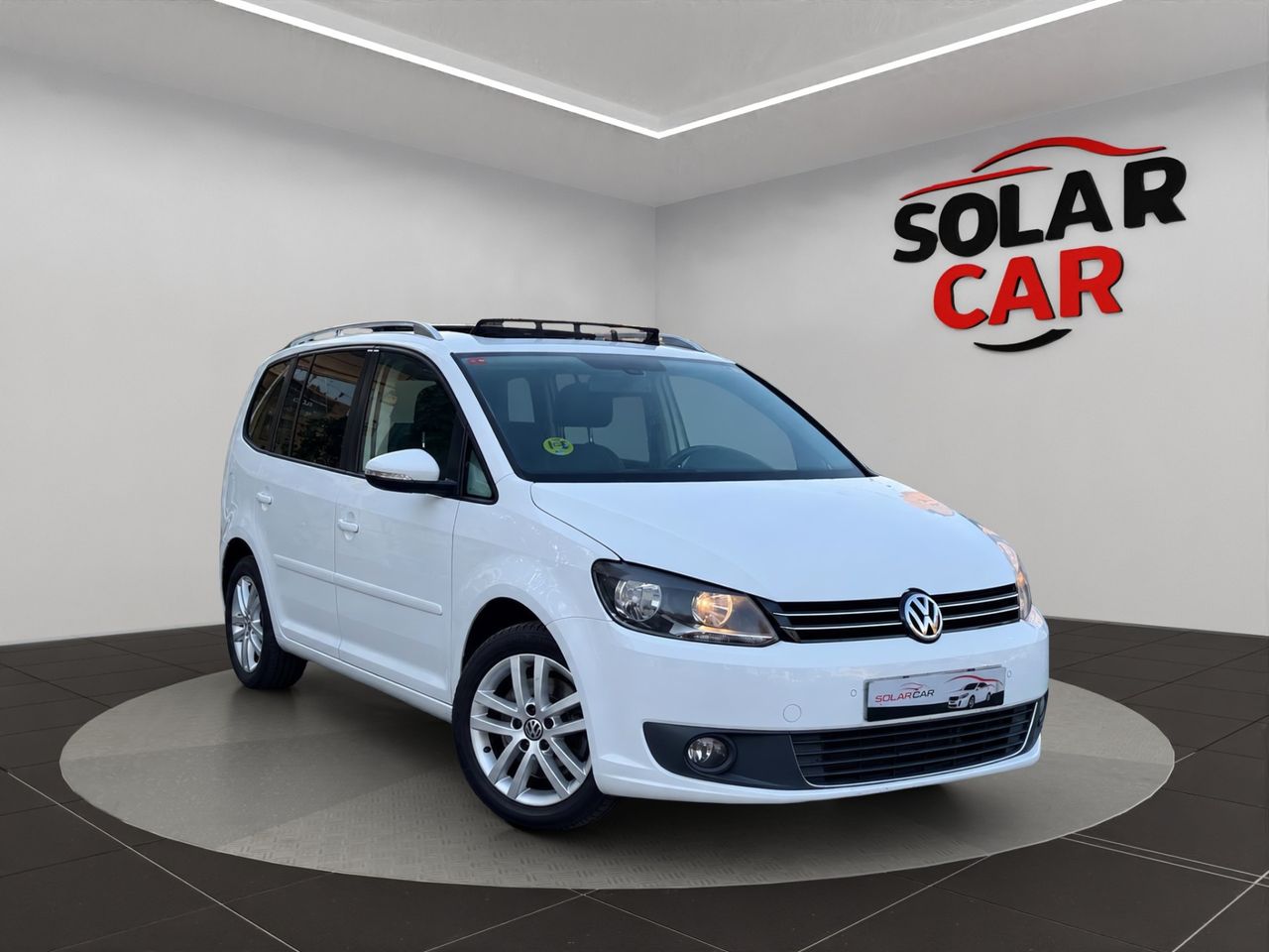 Volkswagen Touran Advance 2.0 TDI 140 CV DSG - Foto 4