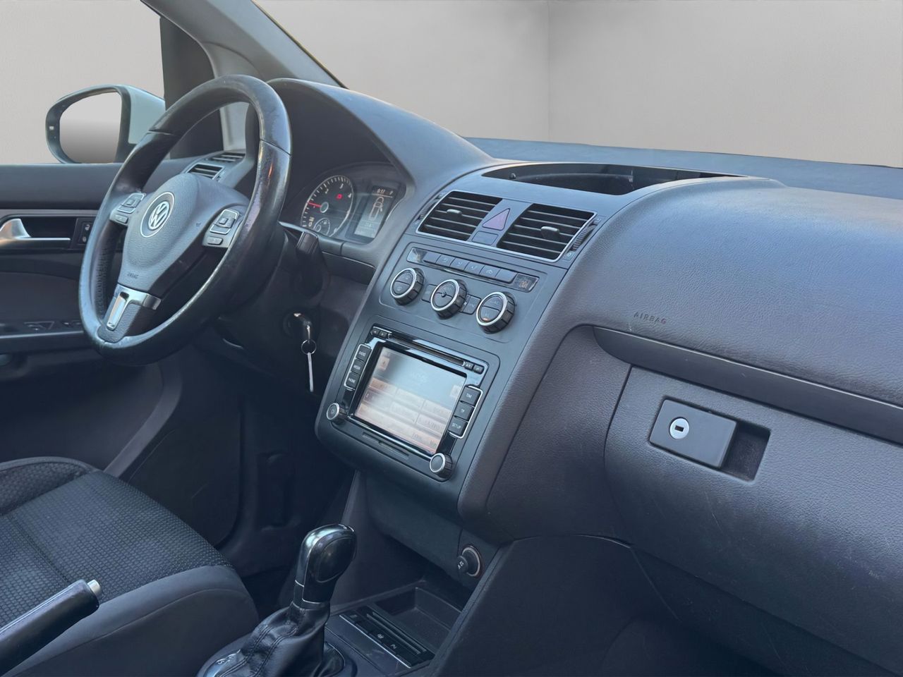 Volkswagen Touran Advance 2.0 TDI 140 CV DSG - Foto 10