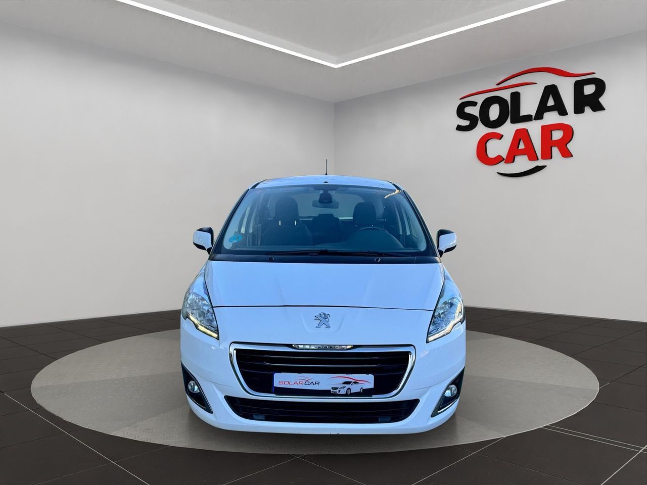 Peugeot 5008 Active 2.0 BlueHDi 150 - Foto 3