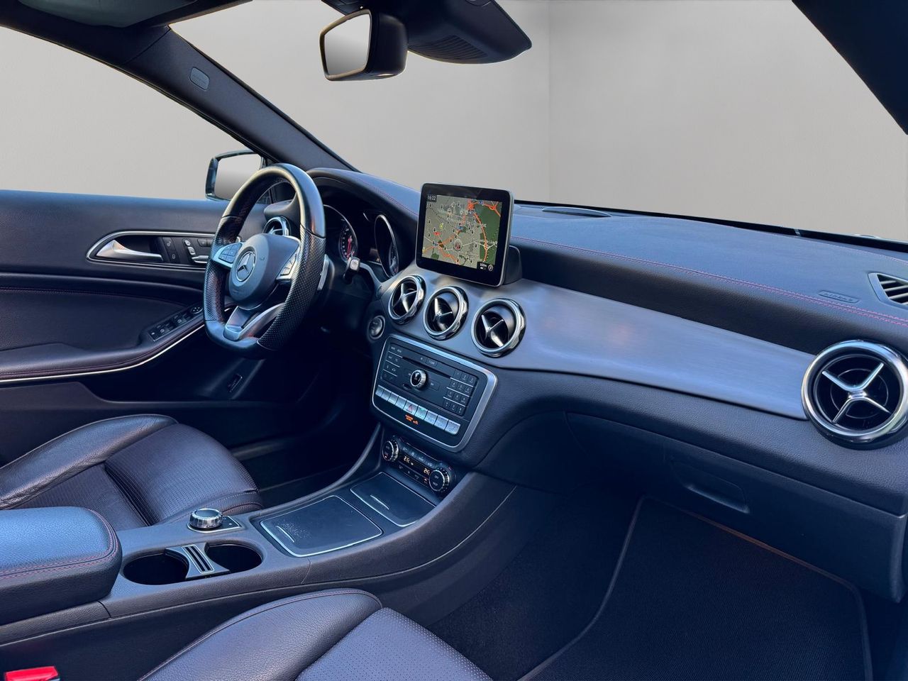 Mercedes GLA 250 4MATIC 7G-DCT - Foto 11