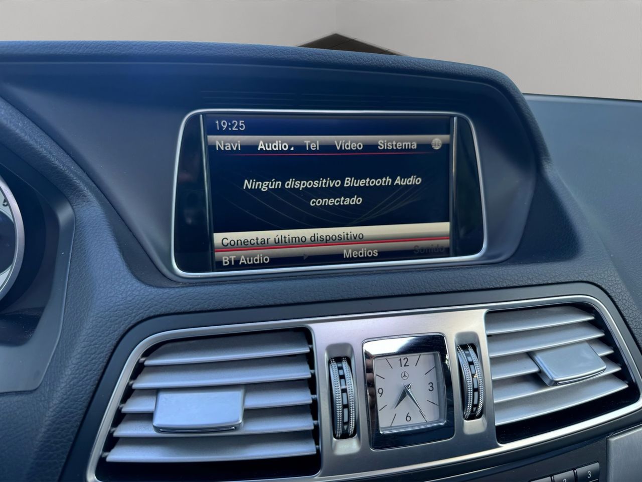 Mercedes Clase E E 250 Coupé - Foto 16