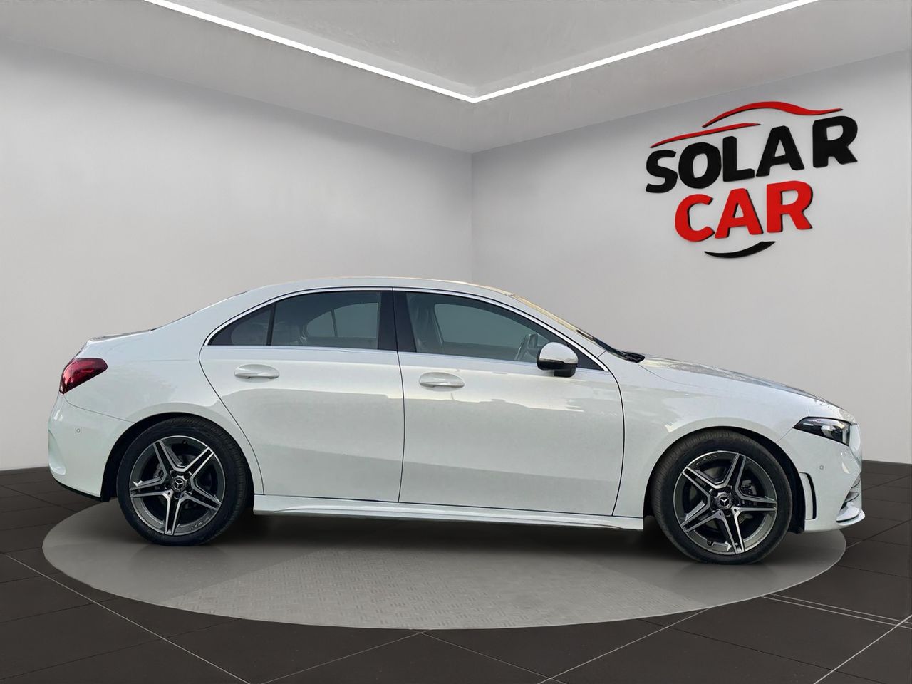 Mercedes Clase A A 180 d Sedán - Foto 5