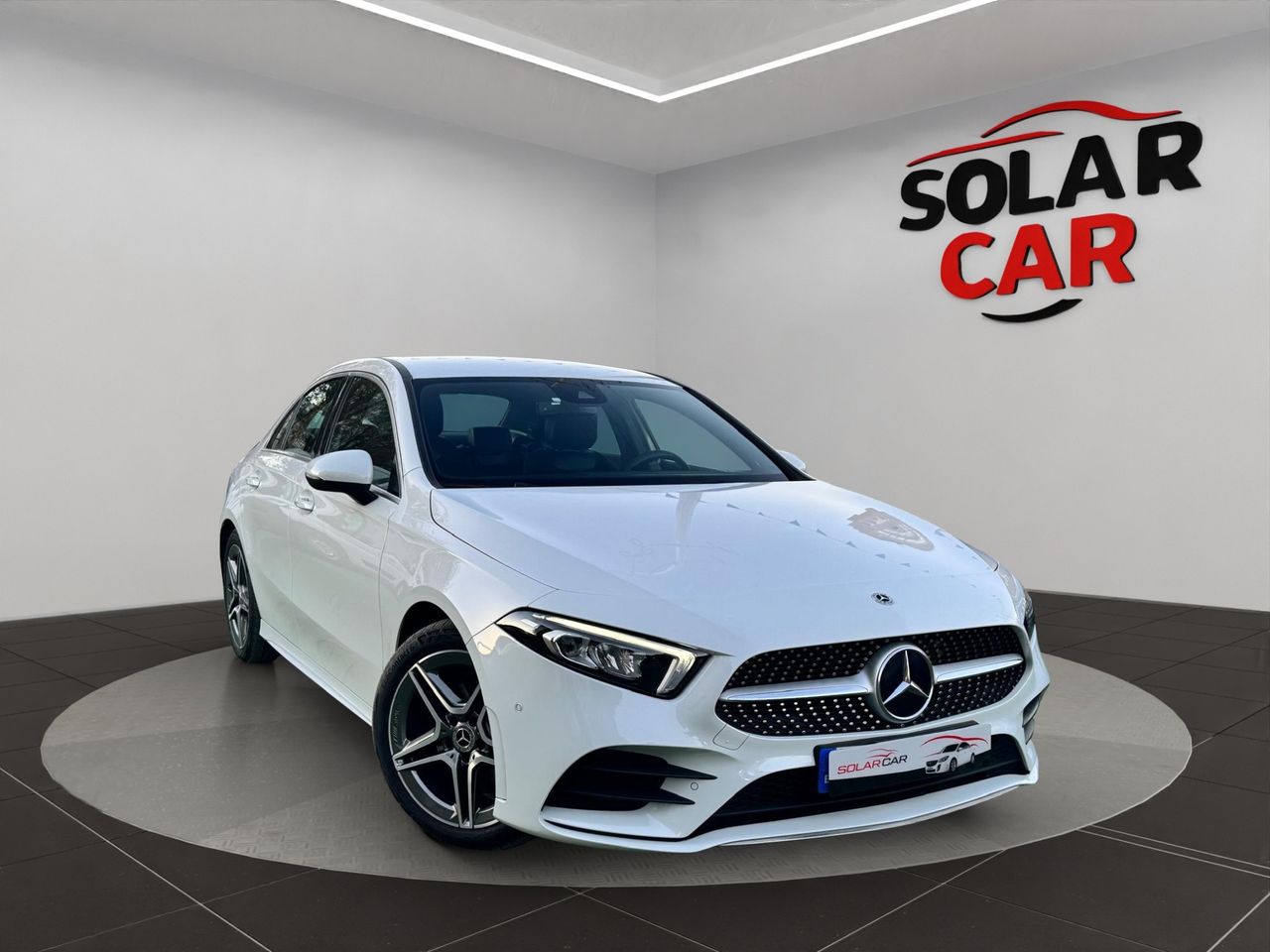 Mercedes Clase A A 180 d Sedán - Foto 4